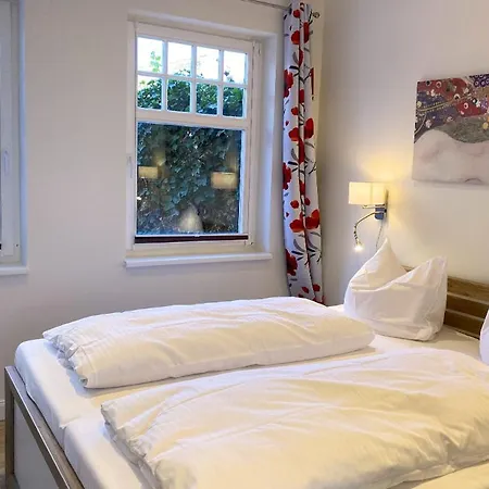 Zum Strandlaufer Szálloda 2*